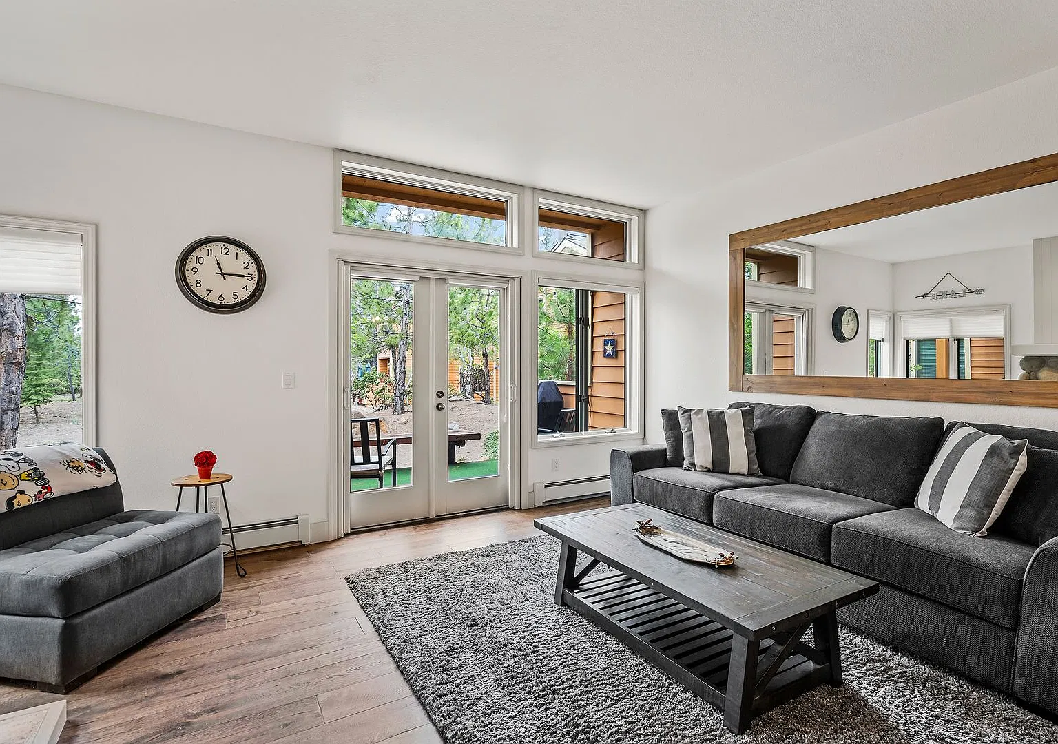 Charming 2-Bedroom Condo in the Heart of Tahoe — Photo 4