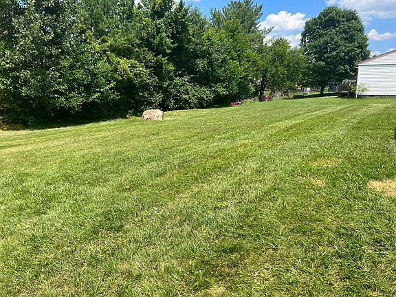 3rd image of 6402 Birchview Dr N