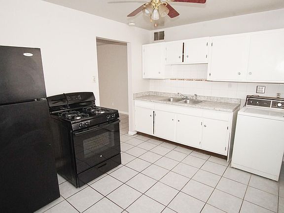 5th image of 2417 Silver Ave