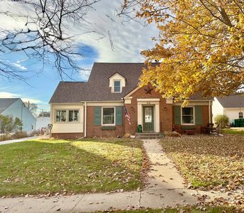 115 N Main St, Walnut, IL, 61376