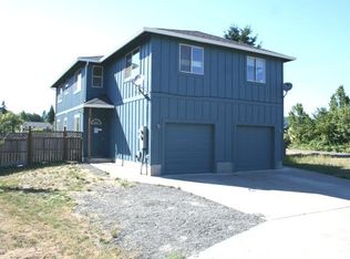 2454 E Whiteaker Ave, Cottage Grove, OR 97424