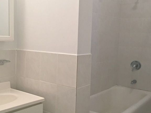 5th image of 486 Brooklyn Ave APT A5