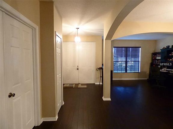 5th image of 951 Grapewood St