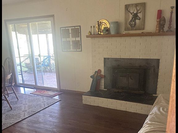3rd image of 6221 Trailhead Cir
