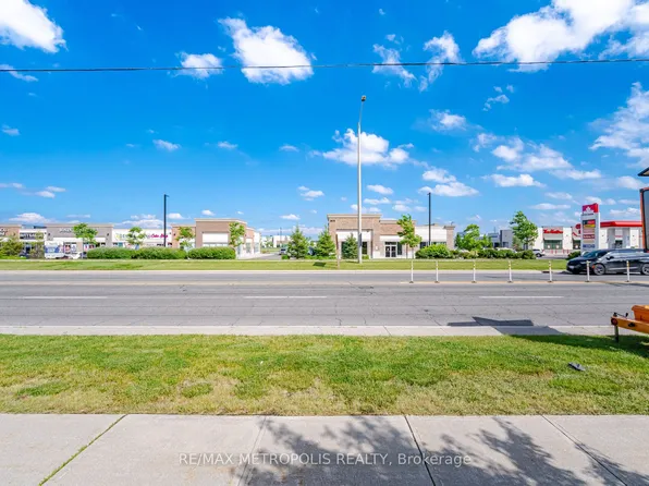 3975 Eglinton Ave W #17, Mississauga, ON L5M 0E7