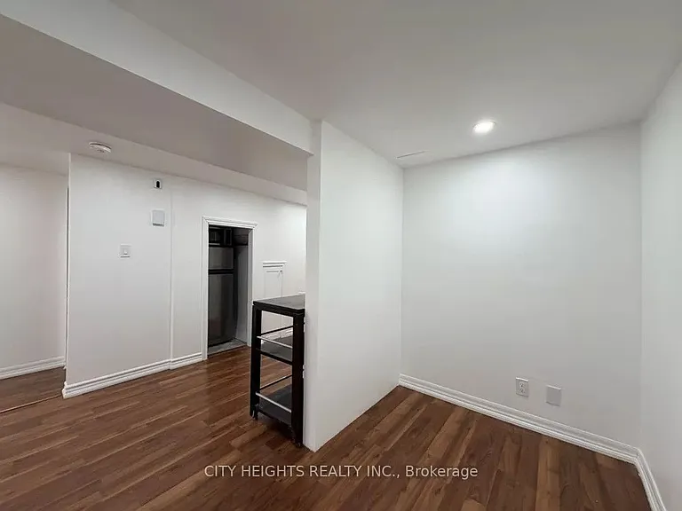 1460 O'Hara Ct — Photo 9