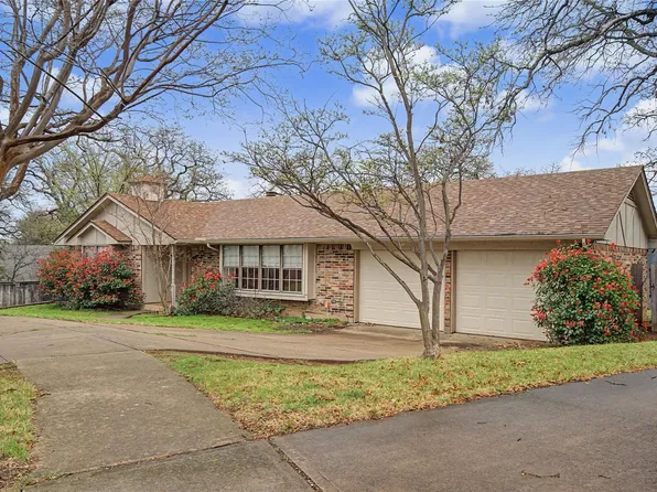 3200 Hickory Ct, Bedford, TX 76021