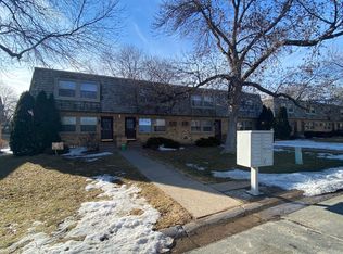 1482 21st Ave NW #26, New Brighton, MN 55112