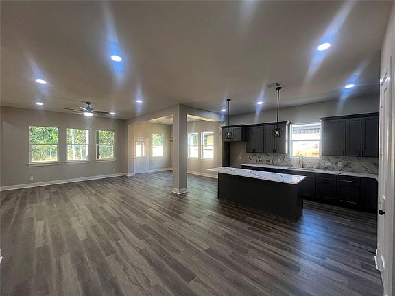 3rd image of 28807 Champion Oaks Dr