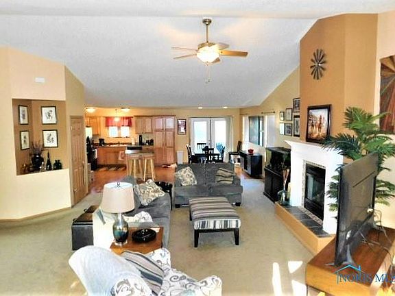 3rd image of 259 Haley Wood Dr