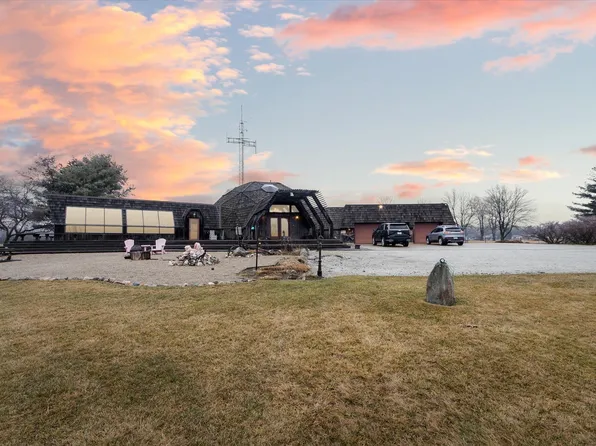 5294 3rd Rd, Bremen, IN 46506