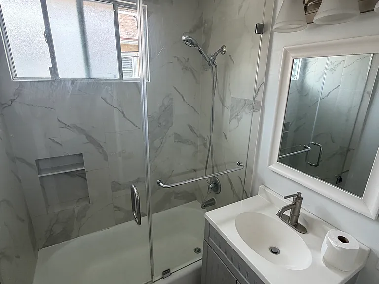 1527 S Shenandoah St #1 — Photo 6