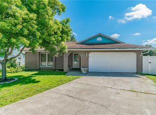 8837 Magnolia Ct, Seminole, FL 33777