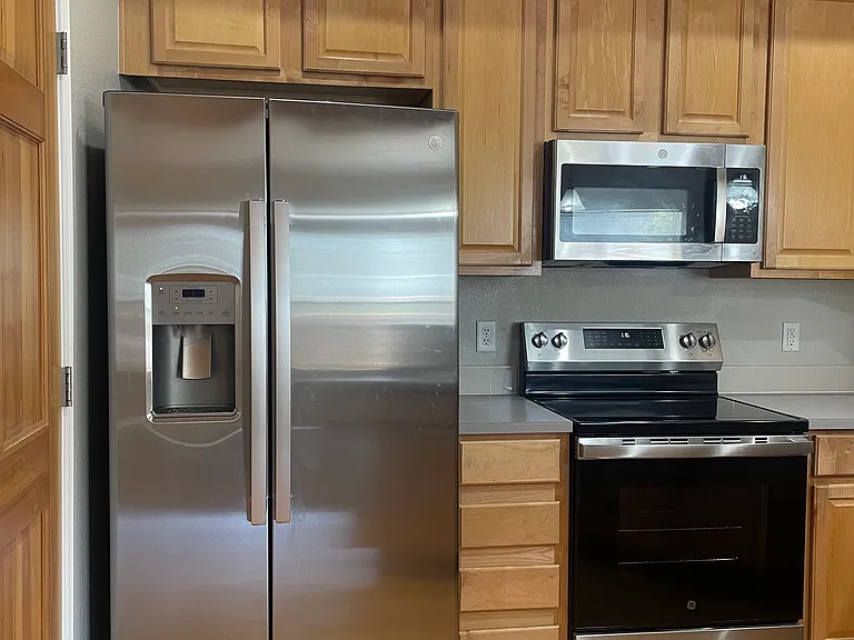 5220 Boardwalk Dr #B12 — Photo 7