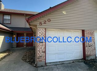 520 NE Churchill St, Lees Summit, MO 64086