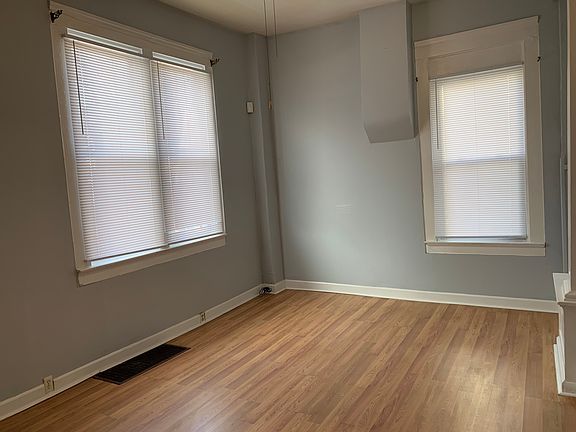 4th image of 330 E 9th St #1