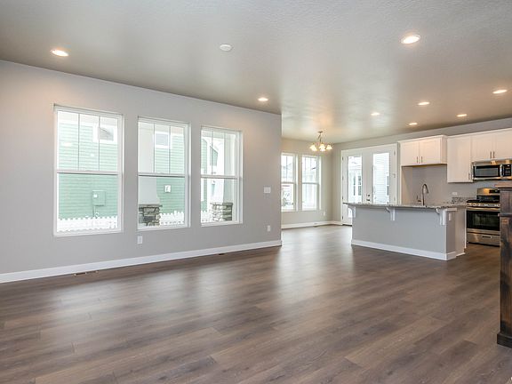 2nd image of 10632 S Lamond Dr