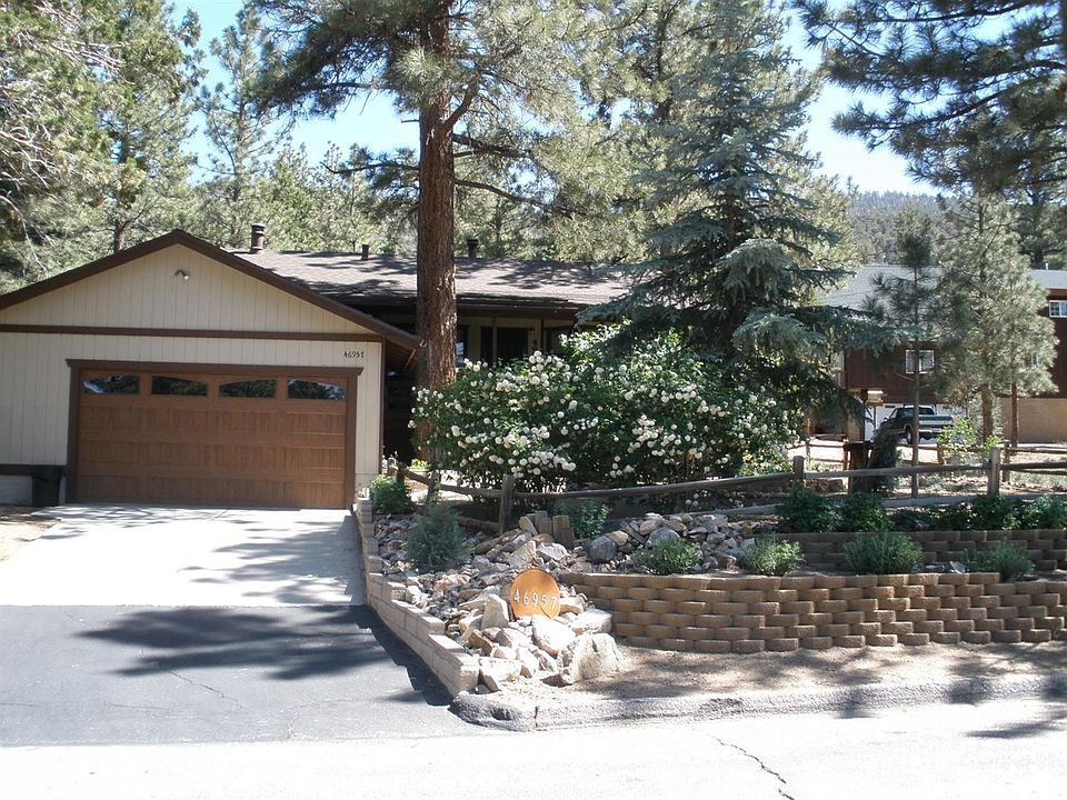 2nd image of 46957 Skyview Dr