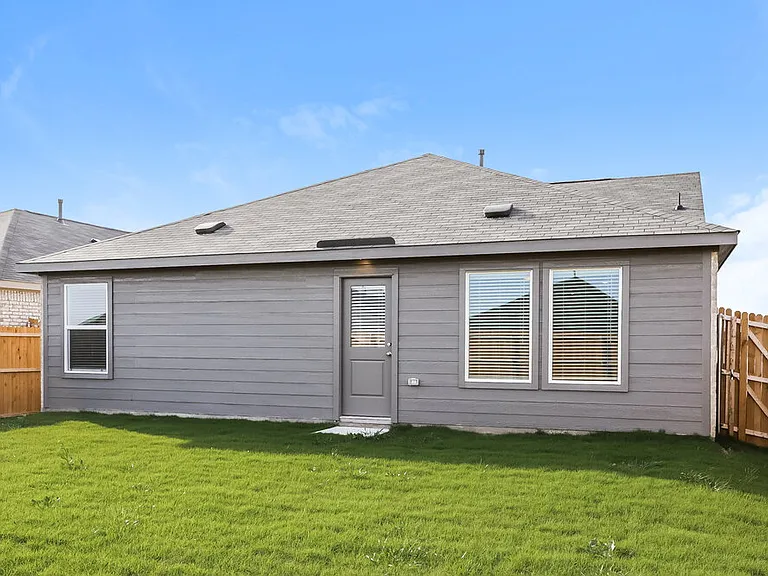 1426 Merlin Bluff St — Photo 16
