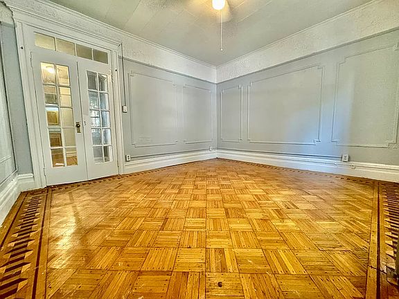 2nd image of 988 Bergen St #B5