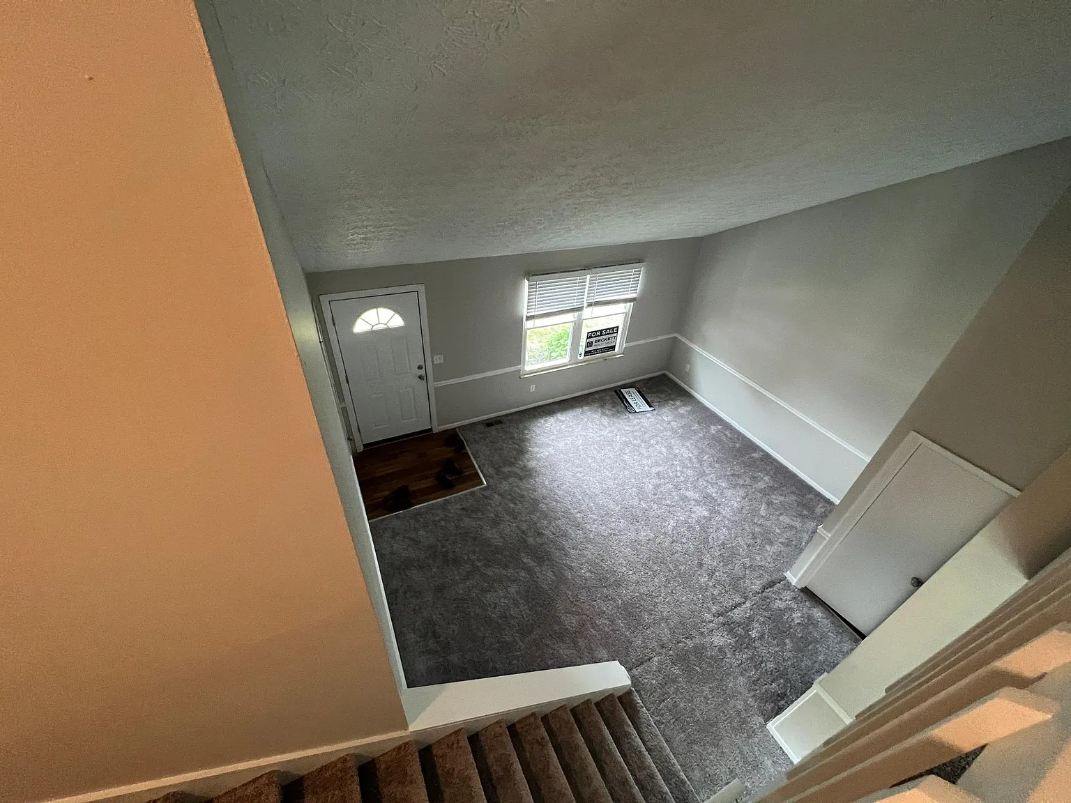 1707 Watertower Dr — Photo 2