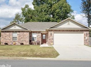 59 Castleton Dr, Ward, AR 72176