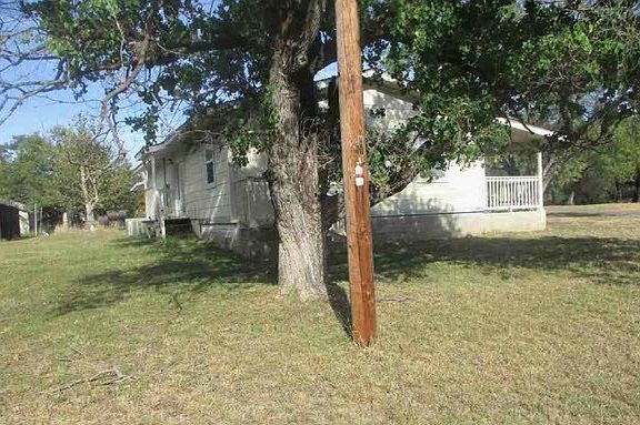2nd image of 202 Southwood Dr