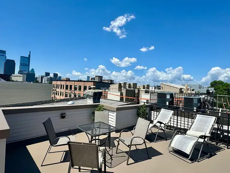 725 N 17th St — Photo 29