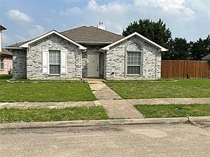 1st image of 2212 Waterway Dr