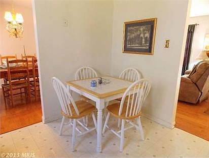 5th image of 7401 Waterford Ln