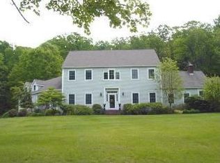 73 Delano Dr, Rhinebeck, NY 12572