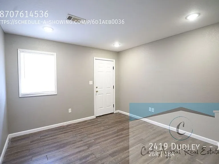 2419 Dudley St #14 — Photo 2