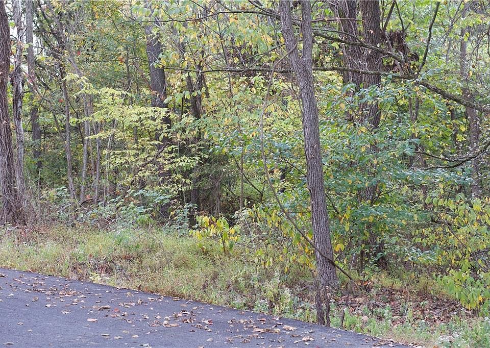 1st image of Hudson Ln