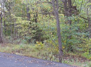 Hudson Ln, Bella vista, AR 72715