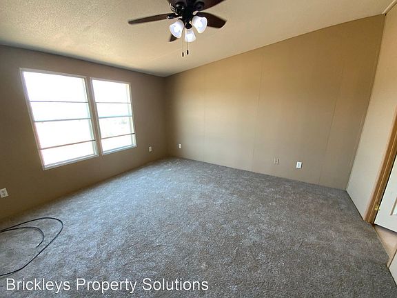 4th image of 708 12th Ave NW