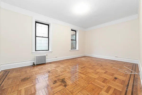 Rented by MNS | media 7