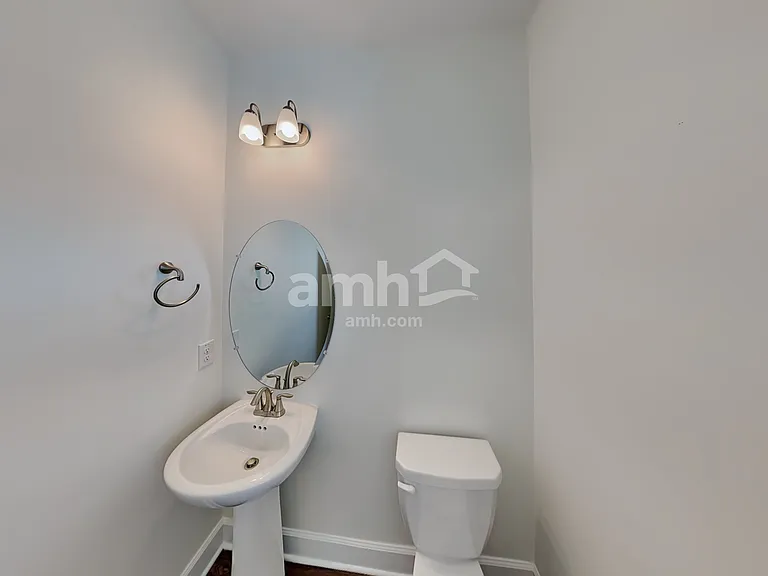 4314 Spregan Way — Photo 8