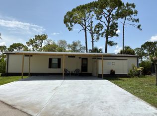 9878 Tamarron Ct #50-O, North Fort Myers, FL 33903
