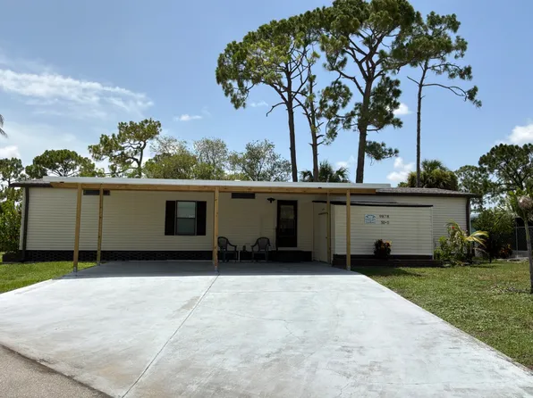 9878 Tamarron Ct #50-O, North Fort Myers, FL 33903