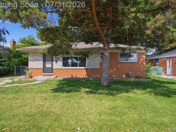 25031 Palomino Ave, Warren, MI 48089