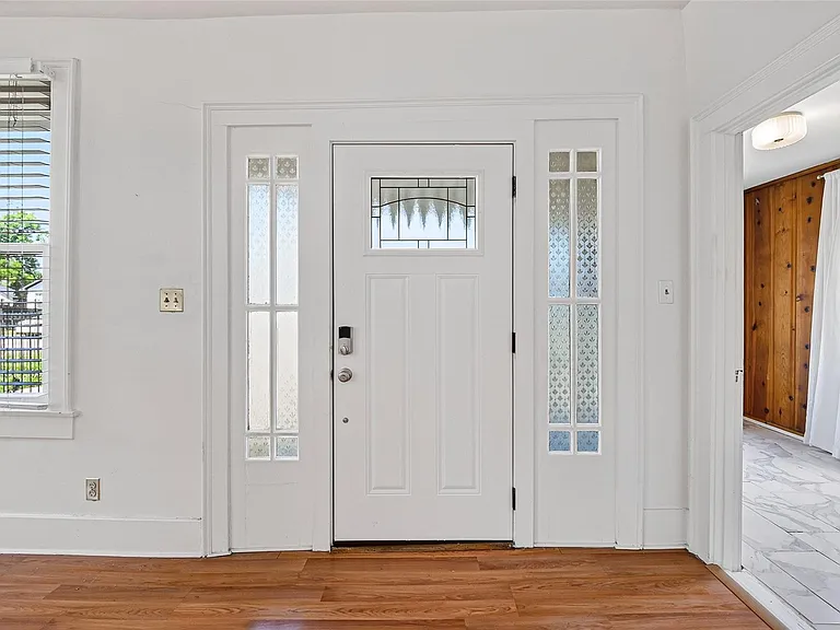 2519 Stevens St — Photo 5