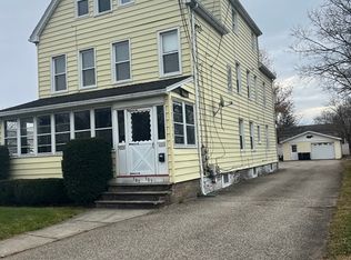 583 McKinstry Ave, Chicopee, MA 01020