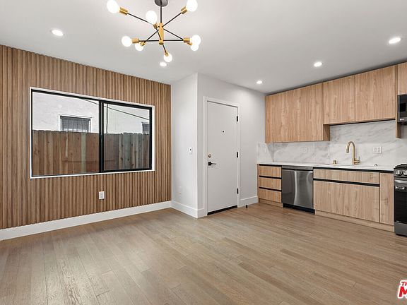 2nd image of 1444 S Crescent Heights Blvd