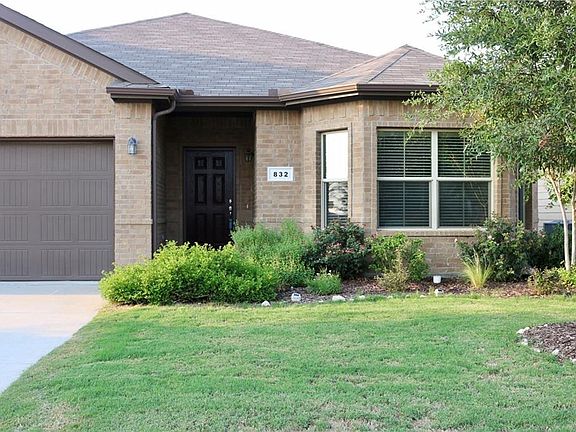 2nd image of 832 San Miguel Trl