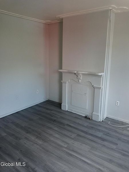 3rd image of 257 Elk Street