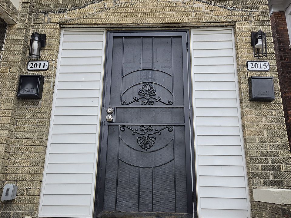 1st image of 2015 Virginia Park St