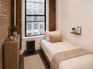 222 E 12th St #3A, New York, NY 10003