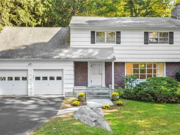 25 N Lake Road, Armonk, NY 10504