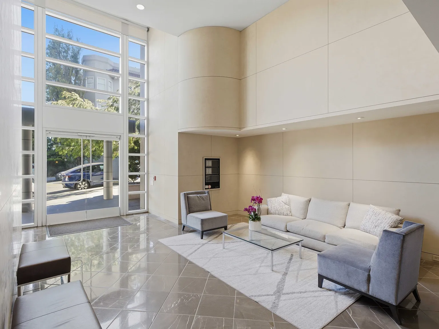 2 bed, 2.0 bath, 1616 sqft, $18,500 — Photo 4