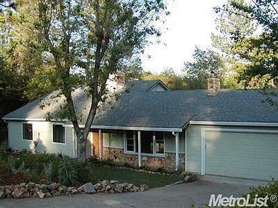 2nd image of 1412 Pierce Ct